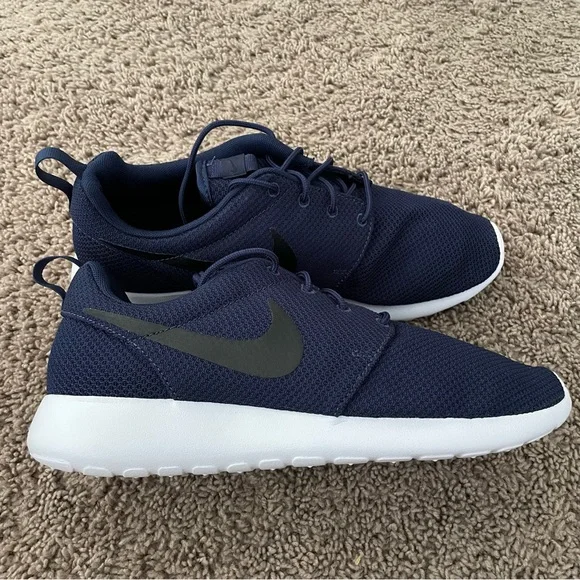 Navy Nikes - Picture 4 of 8